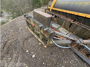 Truck 2012 Mahler M-Flexiway DT34FW snøplog med hydraulikksentral og slaps: picture 5 Truck 2012 Mahler M-Flexiway DT34FW snøplog med hydraulikksentral og slaps: picture 5