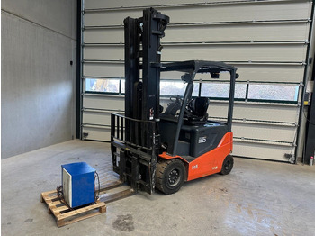 Electric forklift TOYOTA