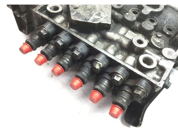 Fuel pump for Truck Bosch Scania 4-serie truck: picture 2 Fuel pump for Truck Bosch Scania 4-serie truck: picture 2