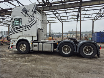 Tractor unit SCANIA R560: picture 3