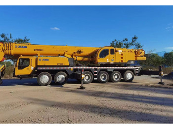 Mobile crane XCMG