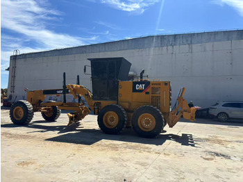 Grader CATERPILLAR 140K