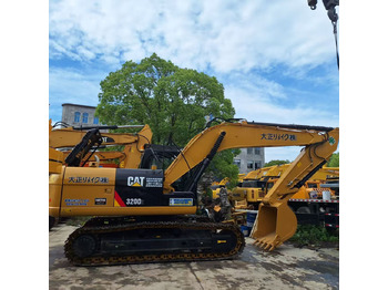 Crawler excavator CATERPILLAR 320D2