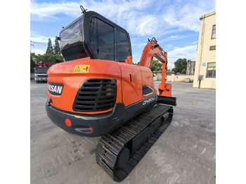 Crawler excavator DOOSAN DX60