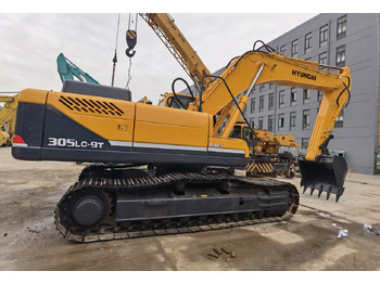 Crawler excavator HYUNDAI