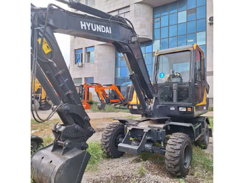 Wheel excavator Hyundai HW60  excavator: picture 4