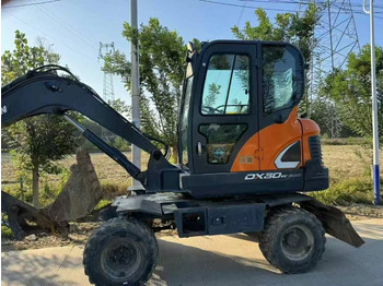 Mini excavator Doosan DX 60: picture 4