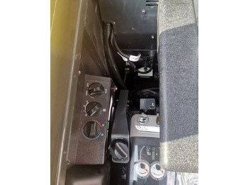 Mini excavator Komatsu PC 58: picture 5