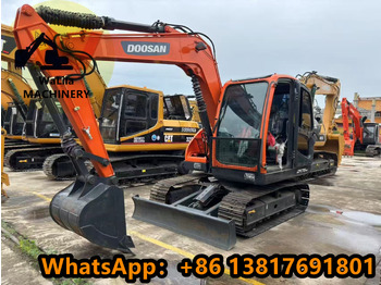 Mini excavator DOOSAN DX75