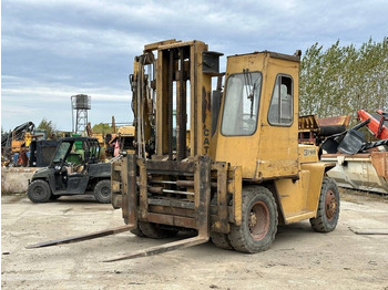 Diesel forklift CATERPILLAR