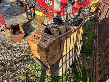 Plate compactor Case Vibromax W50: picture 3