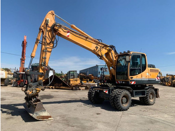 Wheel excavator HYUNDAI