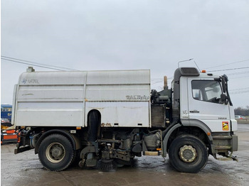 Road sweeper Mercedes-Benz Axor 1829: picture 3 Road sweeper Mercedes-Benz Axor 1829: picture 3