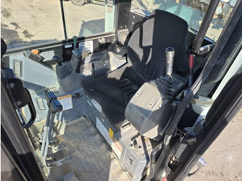 Mini excavator Takeuchi TB 23 R: picture 4