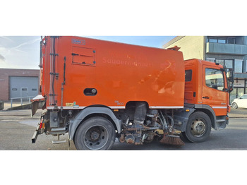 Road sweeper Mercedes-Benz Atego 1524 2 6-Zyl. 4x2: picture 2