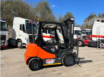 Diesel forklift 2012 DOOSAN D25S-5 Forklift: picture 2