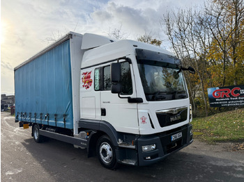 Curtain side truck MAN TGL