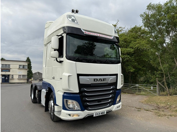 Tractor unit DAF XF 530