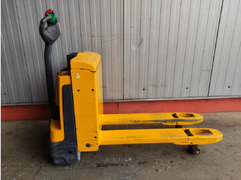 Pallet truck Jungheinrich EJE 116: picture 2