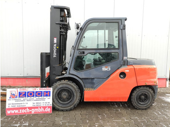 Diesel forklift TOYOTA