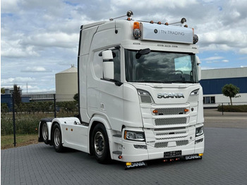 Tractor unit SCANIA R 580