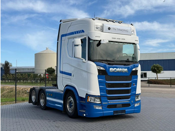 Tractor unit SCANIA S 650 V8