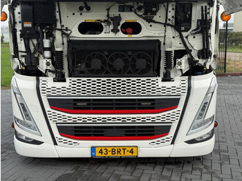 Tractor unit Volvo FH 13.460XL Turbocompound, leer, vollucht, 2 tanks, dubbel glas, vol spoiler.: picture 4