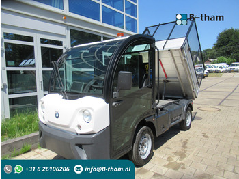 Tipper van