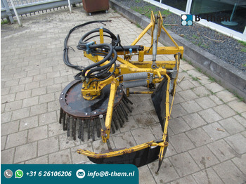Road sweeper