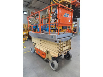 Scissor lift JLG