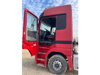 Tractor unit Mercedes-Benz Actros 1840: picture 4
