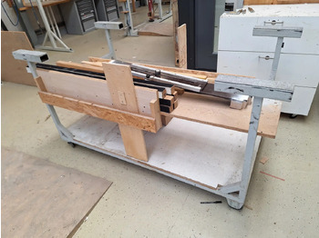 Material handling equipment