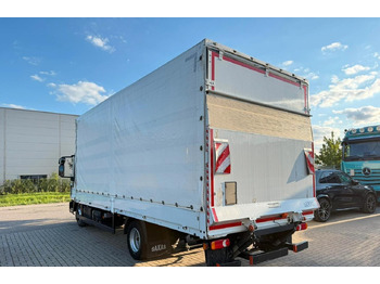 Curtain side truck Iveco: picture 4