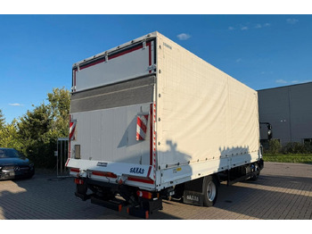 Curtain side truck Iveco: picture 5