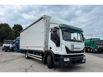 Curtain side truck IVECO