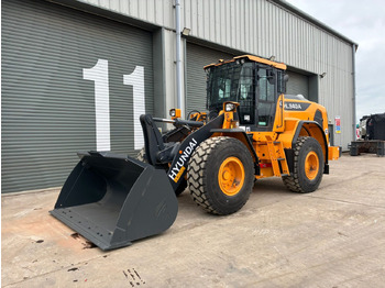 Wheel loader HYUNDAI