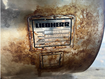 Muffler/ Exhaust system Liebherr: picture 4 Muffler/ Exhaust system Liebherr: picture 4