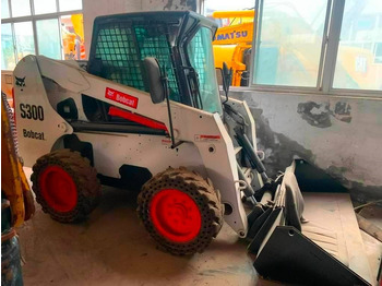 Skid steer loader BOBCAT S300