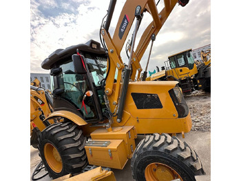 Backhoe loader CAT 420 F: picture 5