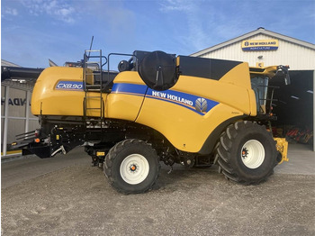 Combine harvester NEW HOLLAND CX series