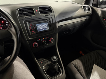 Hatchback Volkswagen | Golf | 1.2 TSI Tour II BlueMotion | 2010 | 287.684 km | 28NSJ1 | Logisch: picture 2 Hatchback Volkswagen | Golf | 1.2 TSI Tour II BlueMotion | 2010 | 287.684 km | 28NSJ1 | Logisch: picture 2