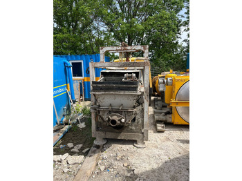Stationary concrete pump PUTZMEISTER