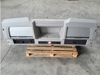 Cab and interior VOLVO FH13