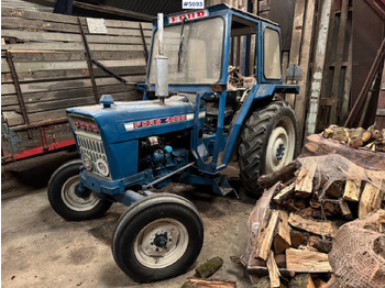 Farm tractor FORD