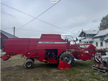 Combine harvester MASSEY FERGUSON 1000 series