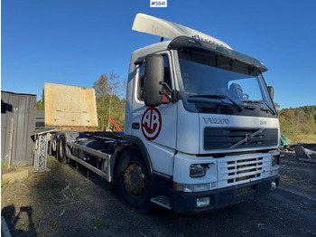 Leasing of  2002 Volvo FM 6x2. 2002 Volvo FM 6x2.: picture 4