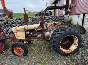 Farm tractor DAVID BROWN