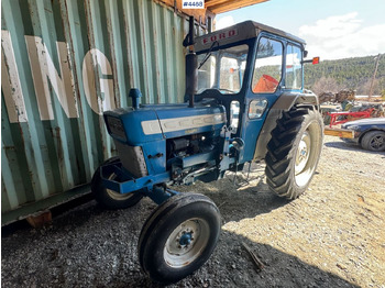 Farm tractor FORD