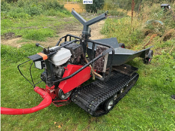 Farm tractor Jernhest with steel bucket and log‑rack / log deck: picture 2