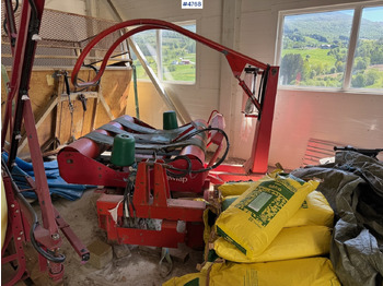 Hay and forage equipment KVERNELAND